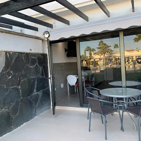 Bungalow Enfrente Piscina En Maspalomas *